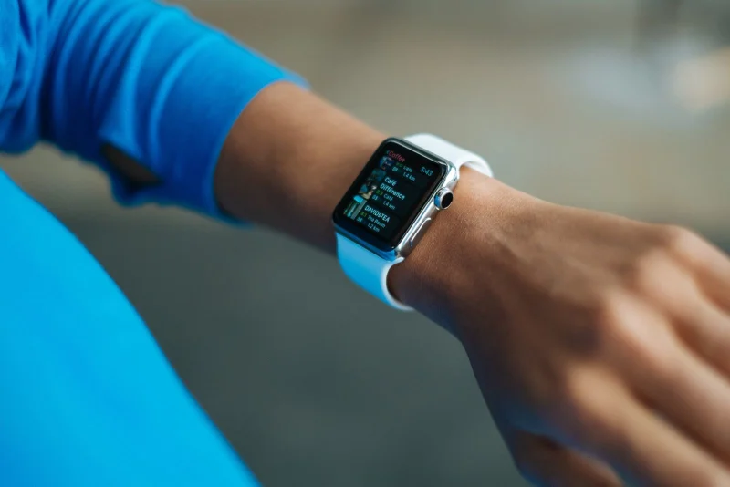 Collection of AI wearable devices including smart glasses and fitness trackers